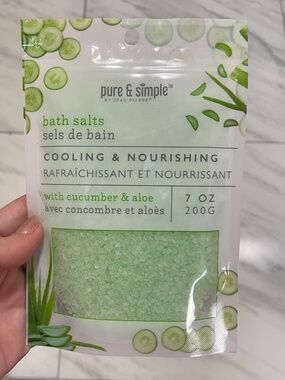 Pure & Simple by Jean Pierre Cooling Bath Salts Infused with Cucumber & Aloe